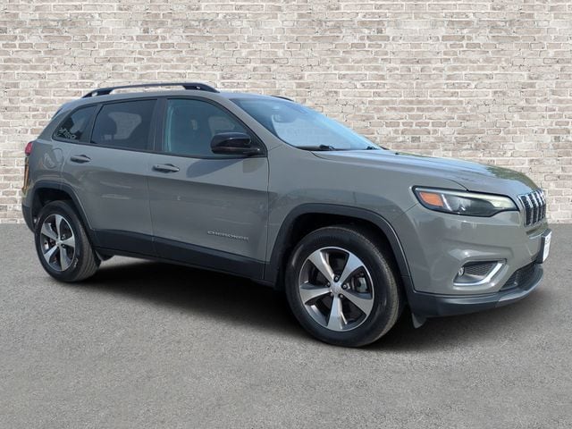 2022 Jeep Cherokee SUV 