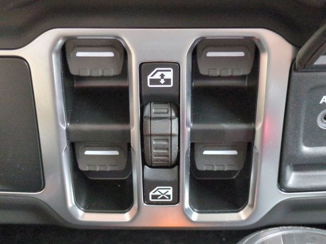 2025 Jeep Gladiator Sport S - Photo 23