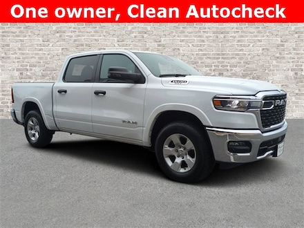 2025 Ram 1500 Big Horn/Lone Star Truck Crew Cab