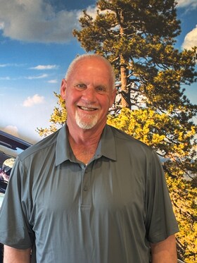 Staff member Ken Carroll from ID_5732455c82d0