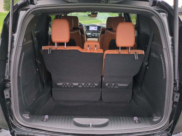 2026 Chrysler Pacifica Pinnacle - Photo 13