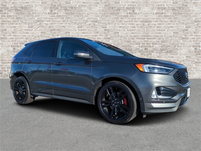 2020 Ford Edge ST's photo