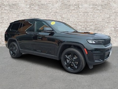 2023 Jeep Grand Cherokee L Laredo SUV