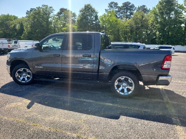 2022 RAM 1500 Big Horn/Lone Star 4x4 Crew Cab 5'7's photo