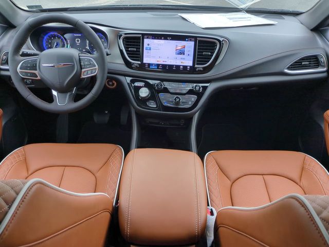2026 Chrysler Pacifica Pinnacle - Photo 15