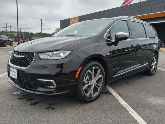 2026 Chrysler Pacifica Pinnacle - Photo 8