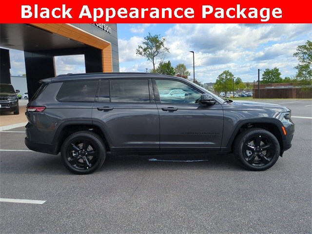 2025 Jeep Grand Cherokee L photo 3