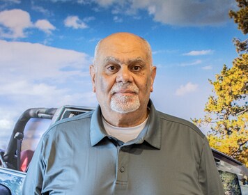 Staff member Khaled Ali from ID_5732455c82d0