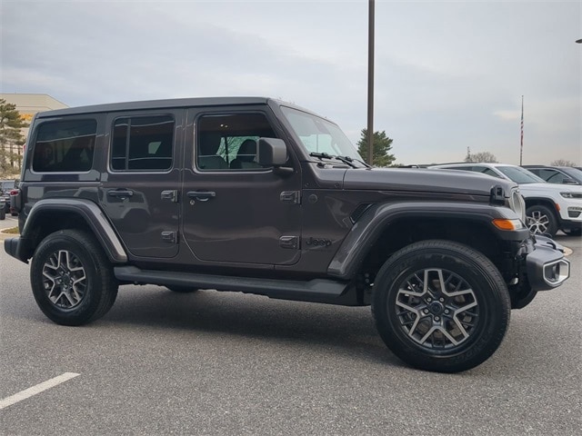 2026 Jeep Wrangler 4-Door Sahara's photo
