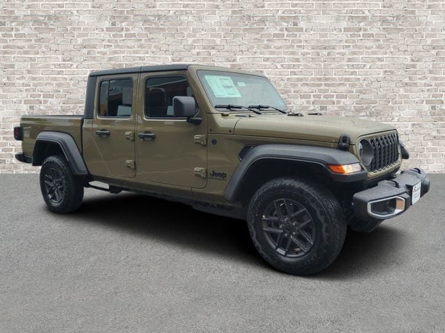 2026 Jeep Gladiator Sport Auto's photo