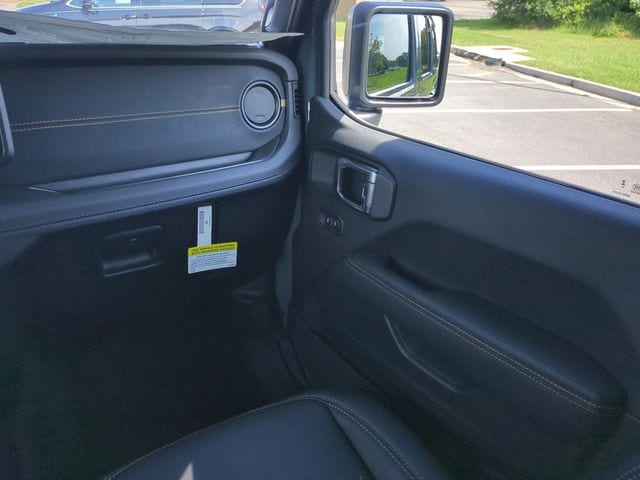 2025 Jeep Wrangler 4-Door Rubicon 392 Final Edition - Photo 17
