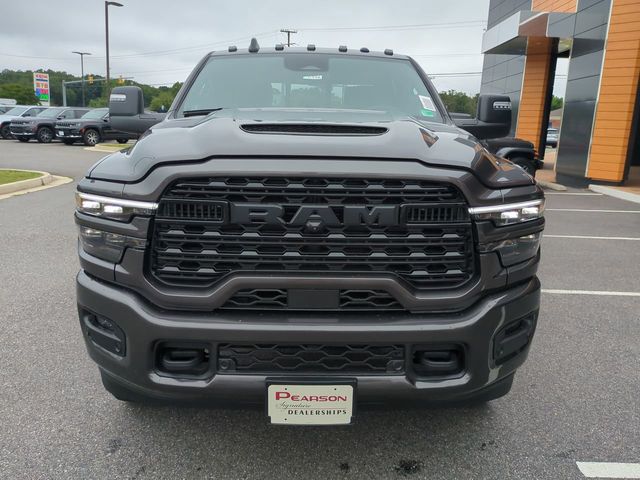 2025 RAM 3500 Limited - Photo 9