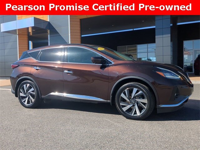 2022 Nissan Murano LE photo 2