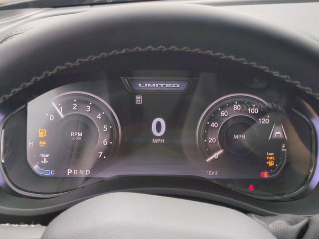 2025 RAM 3500 Limited - Photo 28