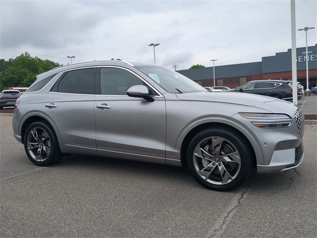 Used 2023 GENESIS GV70 Advanced with VIN 5NMMCET10PH001010 for sale in Richmond, VA