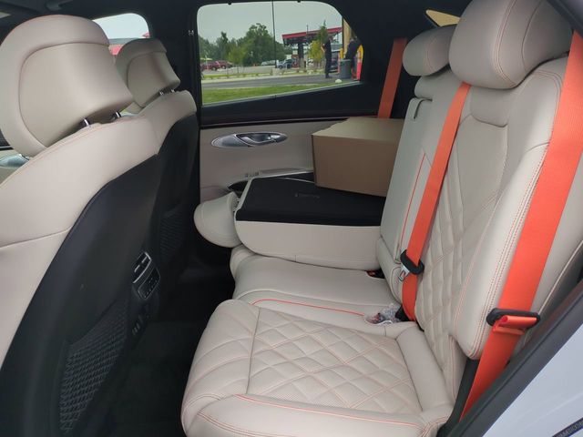 2026 GENESIS GV70 Sport Prestige - Photo 12