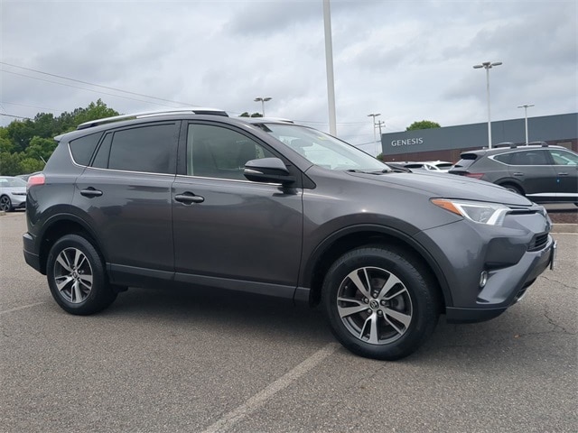 Used 2016 Toyota RAV4 XLE with VIN JTMRFREVXGJ082192 for sale in Bon Air, VA