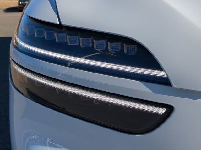 2026 GENESIS GV70 Sport Advanced - Photo 9