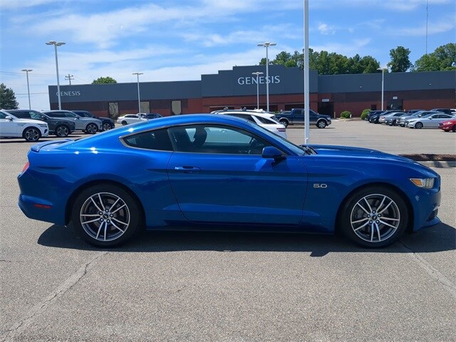 2017 Ford Mustang GT photo 3