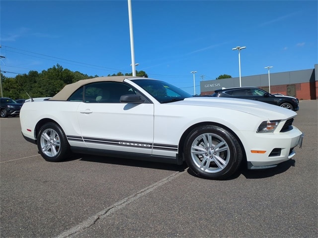 Used 2010 Ford Mustang V6 with VIN 1ZVBP8EN4A5178647 for sale in Bon Air, VA
