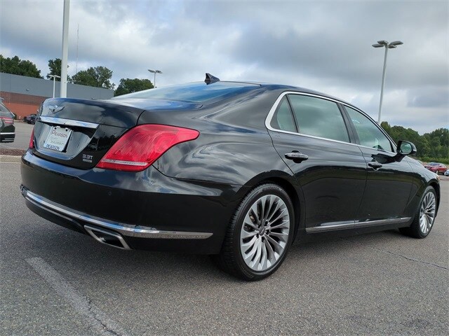 2018 Genesis G90 3.3T Premium photo 4