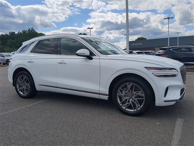 2024 Genesis GV70 2.5T photo 2