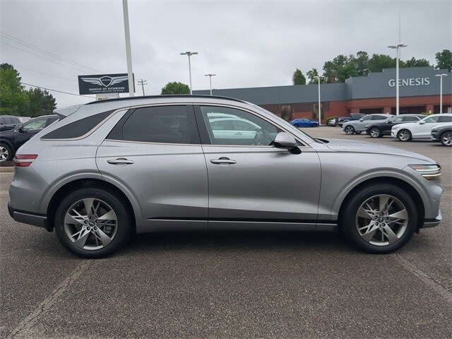 2022 Genesis GV70 3.5T Sport photo 3