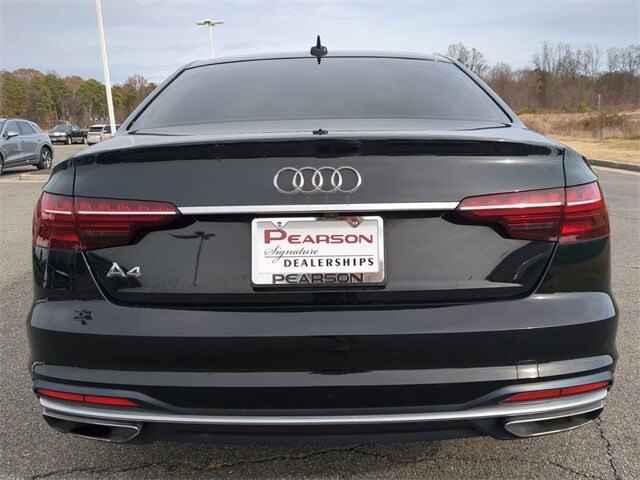 2020 Audi A4 40 Premium photo 4