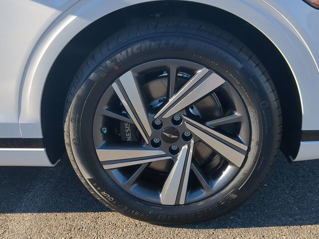 2026 GENESIS GV70 Sport Advanced - Photo 10