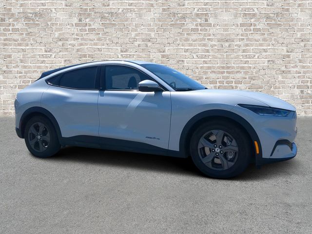 2021 Ford Mustang-Mach-e Select's photo