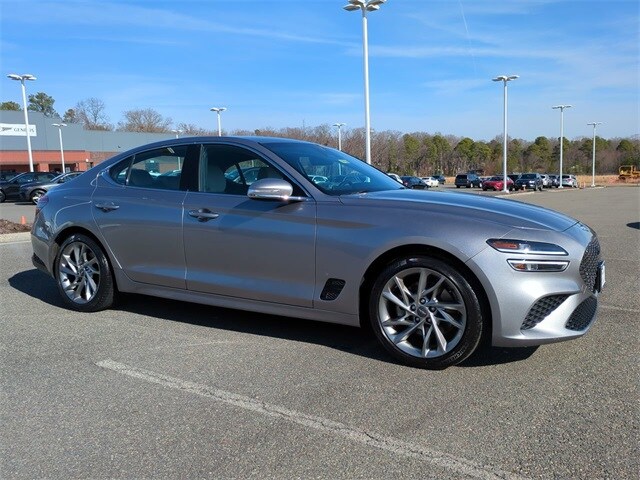 2022 Genesis G70 2.0T photo 2