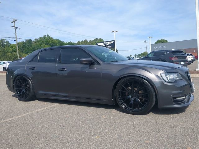 2017 Chrysler 300 S Alloy Edition's photo