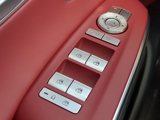 2026 GENESIS GV70 Sport Advanced - Photo 21