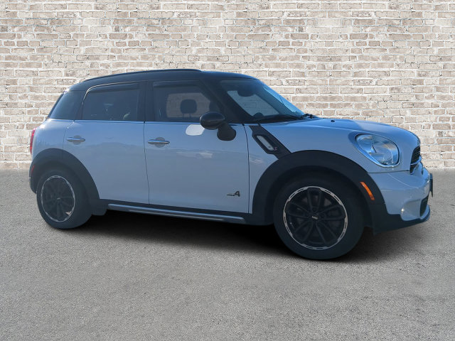 Used 2015 MINI Countryman Countryman S with VIN WMWZC5C59FWP44458 for sale in Bon Air, VA
