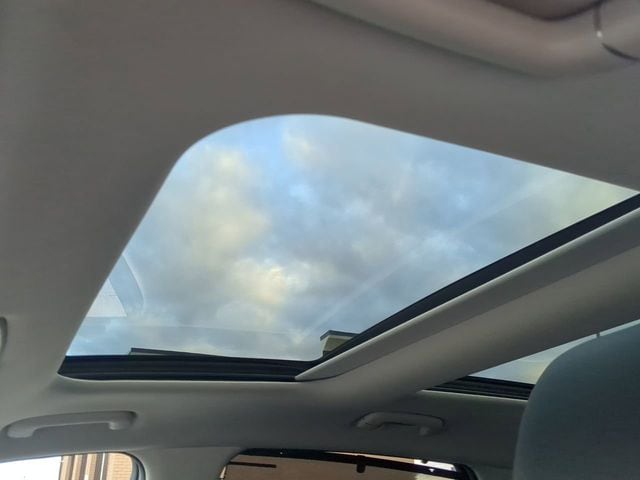 2024 GENESIS GV80 - Photo 19