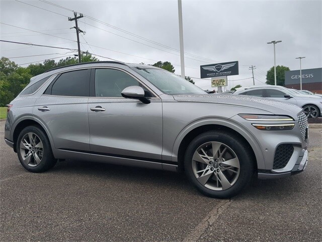 2022 Genesis GV70 3.5T Sport photo 2