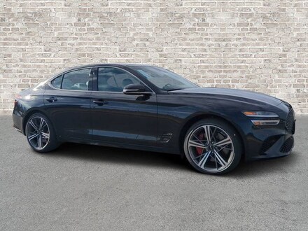 2025 Genesis G70 2.5T Sedan