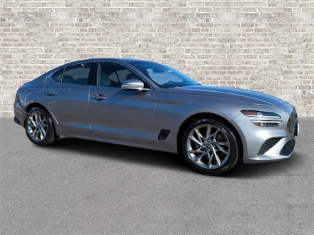 2022 Genesis G70 2.0T Sedan