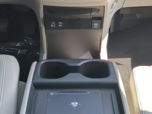2027 Honda Odyssey EX-L - Photo 18