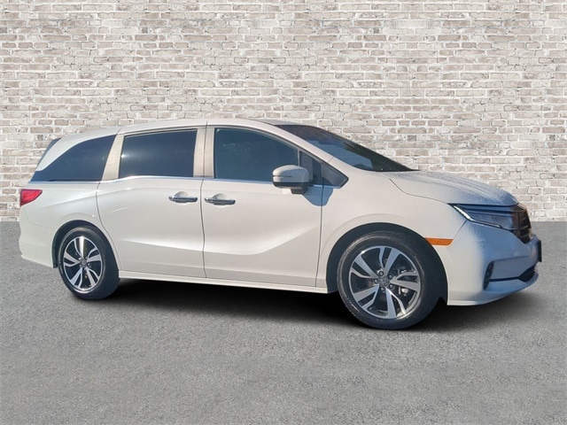 2023 Honda Odyssey Van 