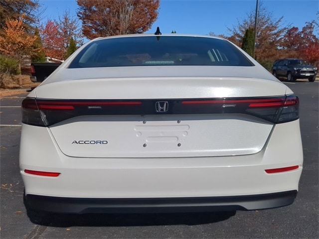 2025 Honda Accord SE photo 4