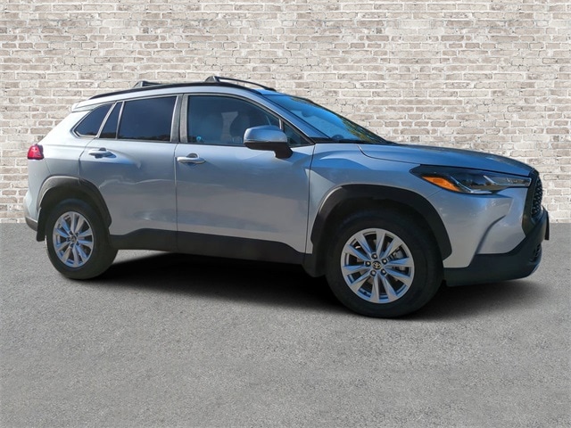 2023 Toyota Corolla Cross LE