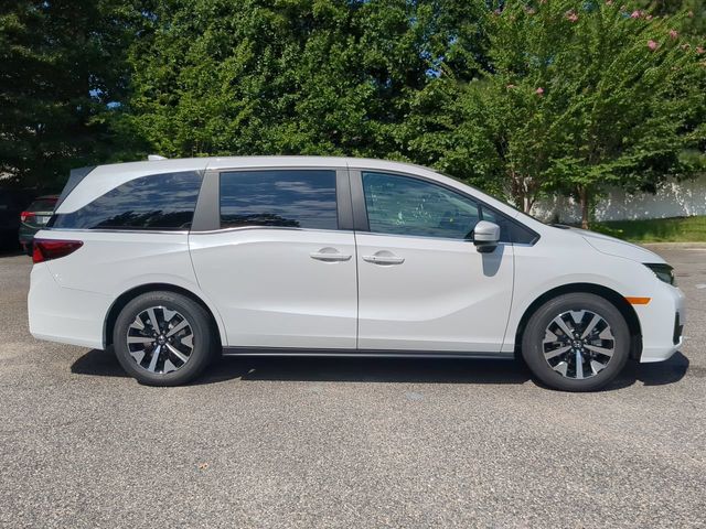 2027 Honda Odyssey EX-L - Photo 3