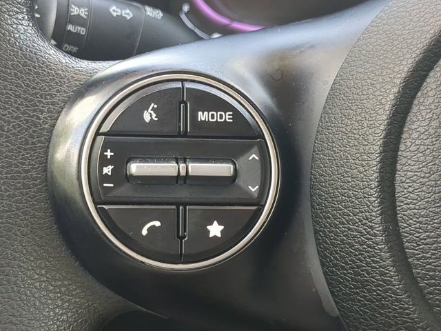 2024 Kia Soul LX - Photo 22