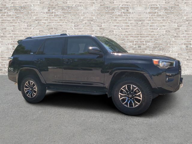 2022 Toyota 4Runner SR5 4WD V6's photo