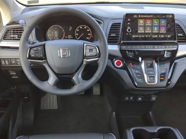 2026 Honda Odyssey Touring - Photo 15
