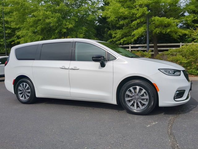 Used 2024 Chrysler Pacifica PHEV Select with VIN 2C4RC1S74RR118389 for sale in Midlothian, VA
