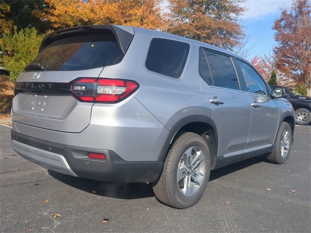 2025 Honda Pilot EX-L photo 2