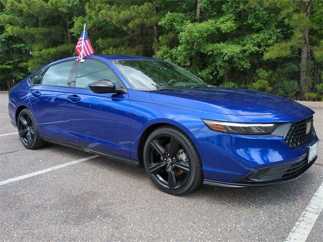2023 Honda Accord Hybrid Sport-L photo 2