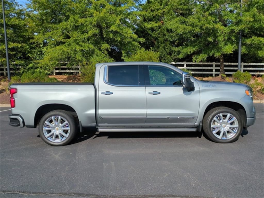 Used 2024 Chevrolet Silverado 1500 High Country Truck Crew Cab